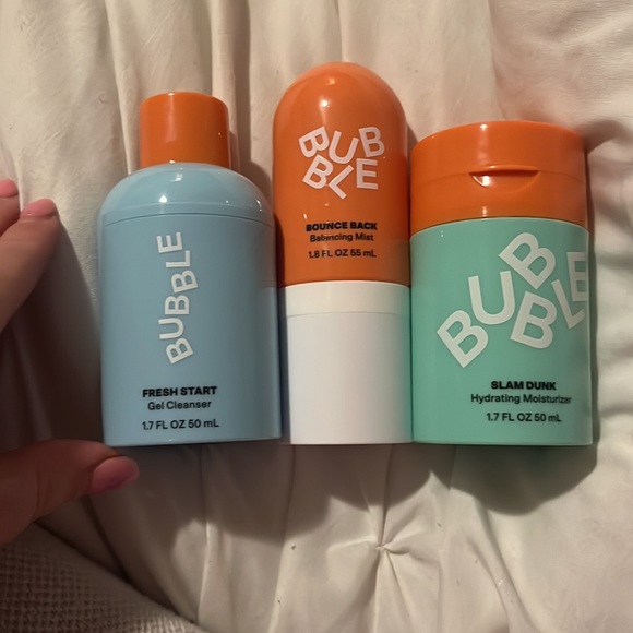 Bubble 3–step hydrating routine - Picture 5 of 9